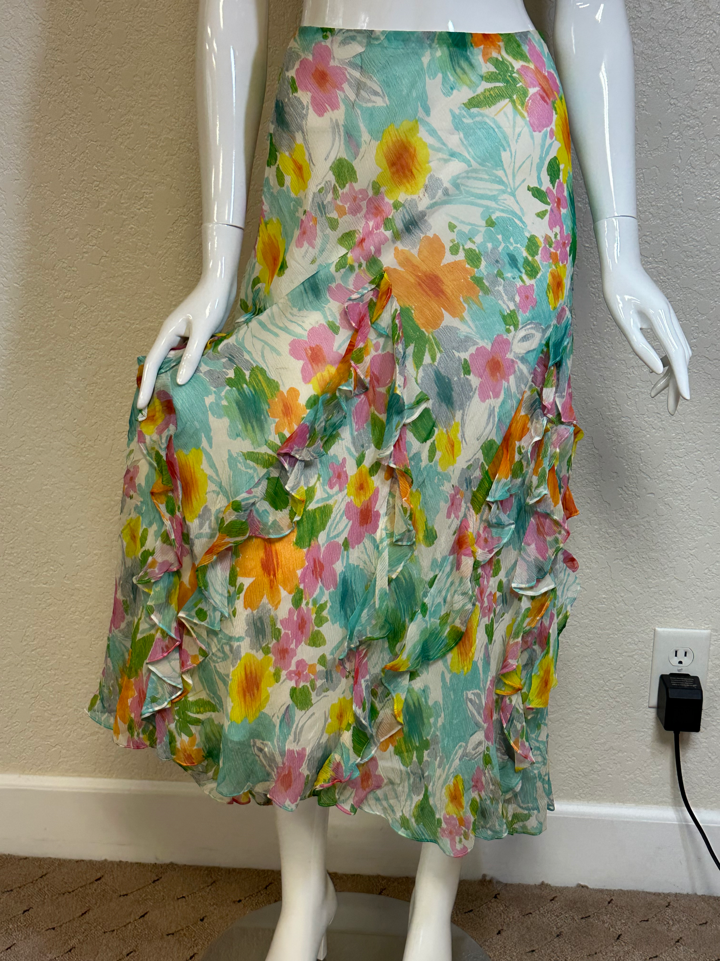 Floral Midi skirt with ruffles