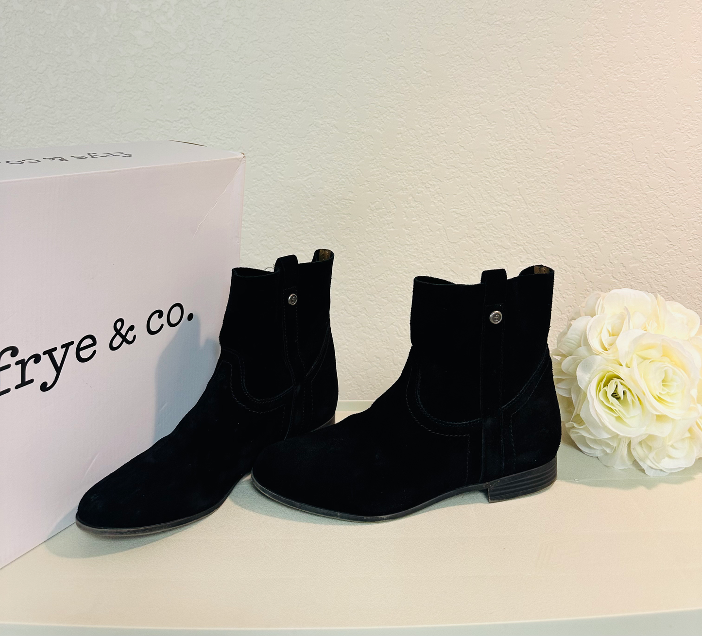 Frye & Co Sarah Shortie Black Suede