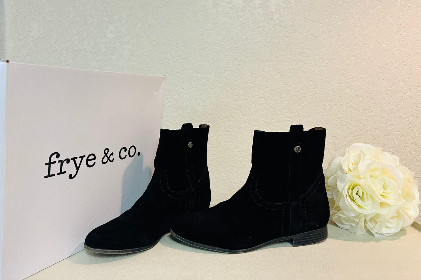 Frye & Co Sarah Shortie Black Suede