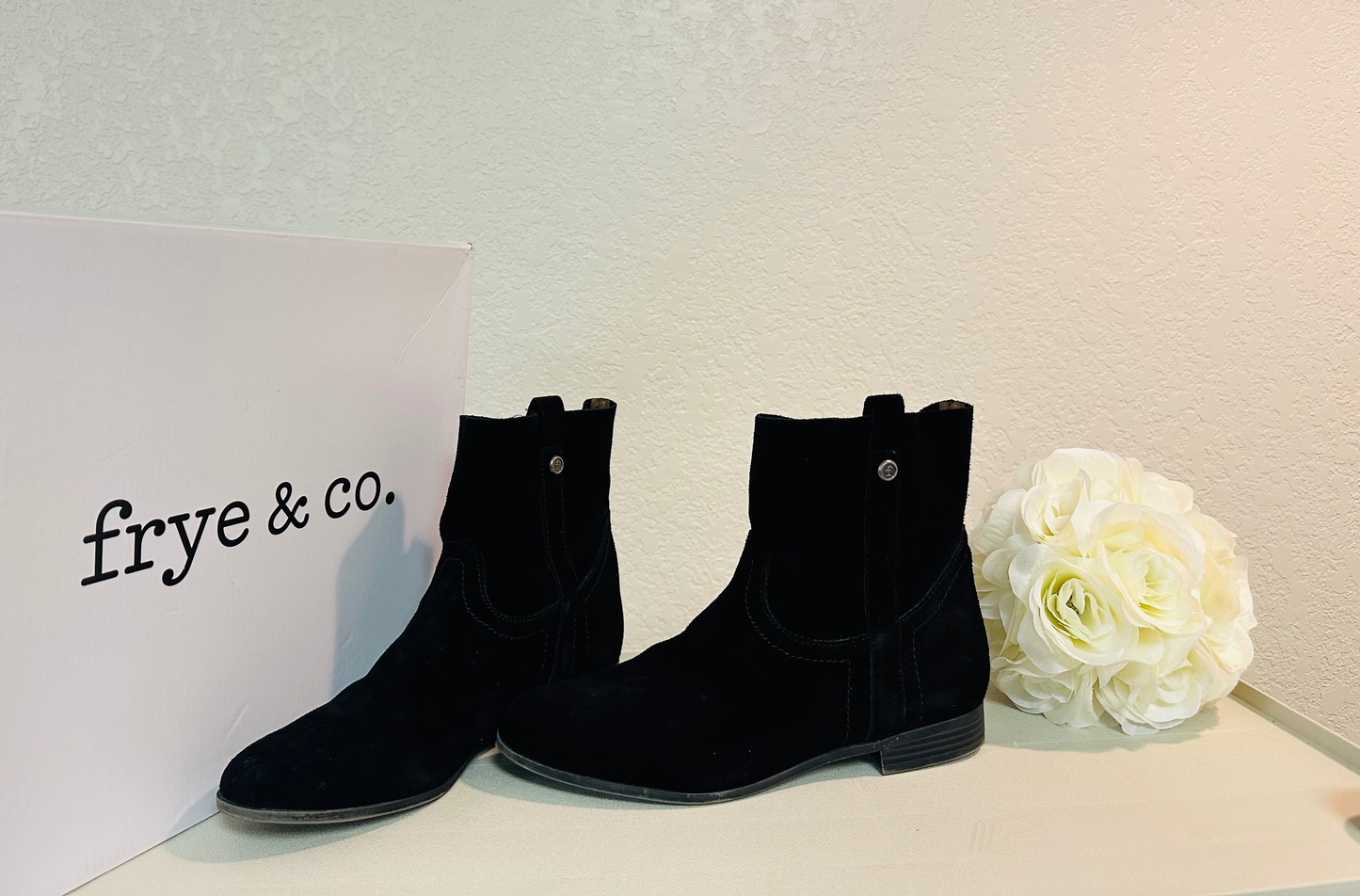 Frye & Co Sarah Shortie Black Suede