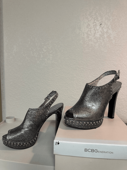 BCBG GENERATION Silver Metallic Platform Slingback