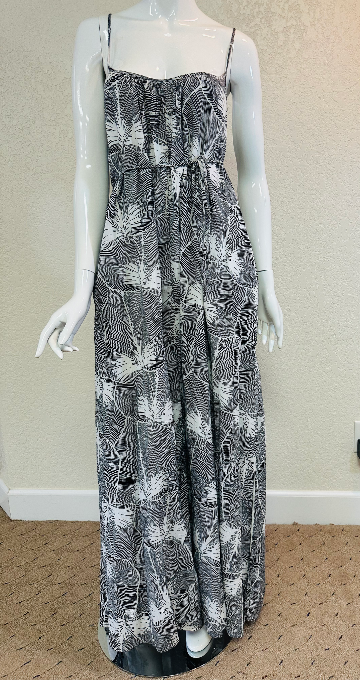 Black/White HalterMaxi Dress