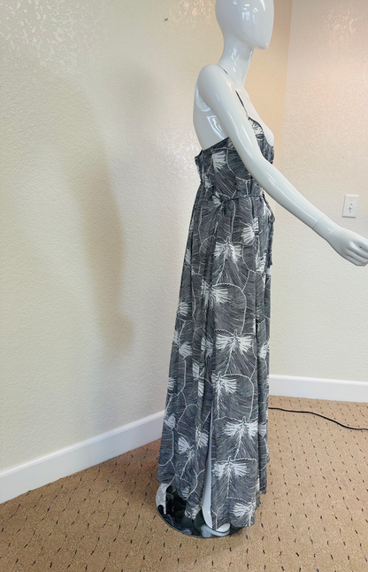 Black/White HalterMaxi Dress