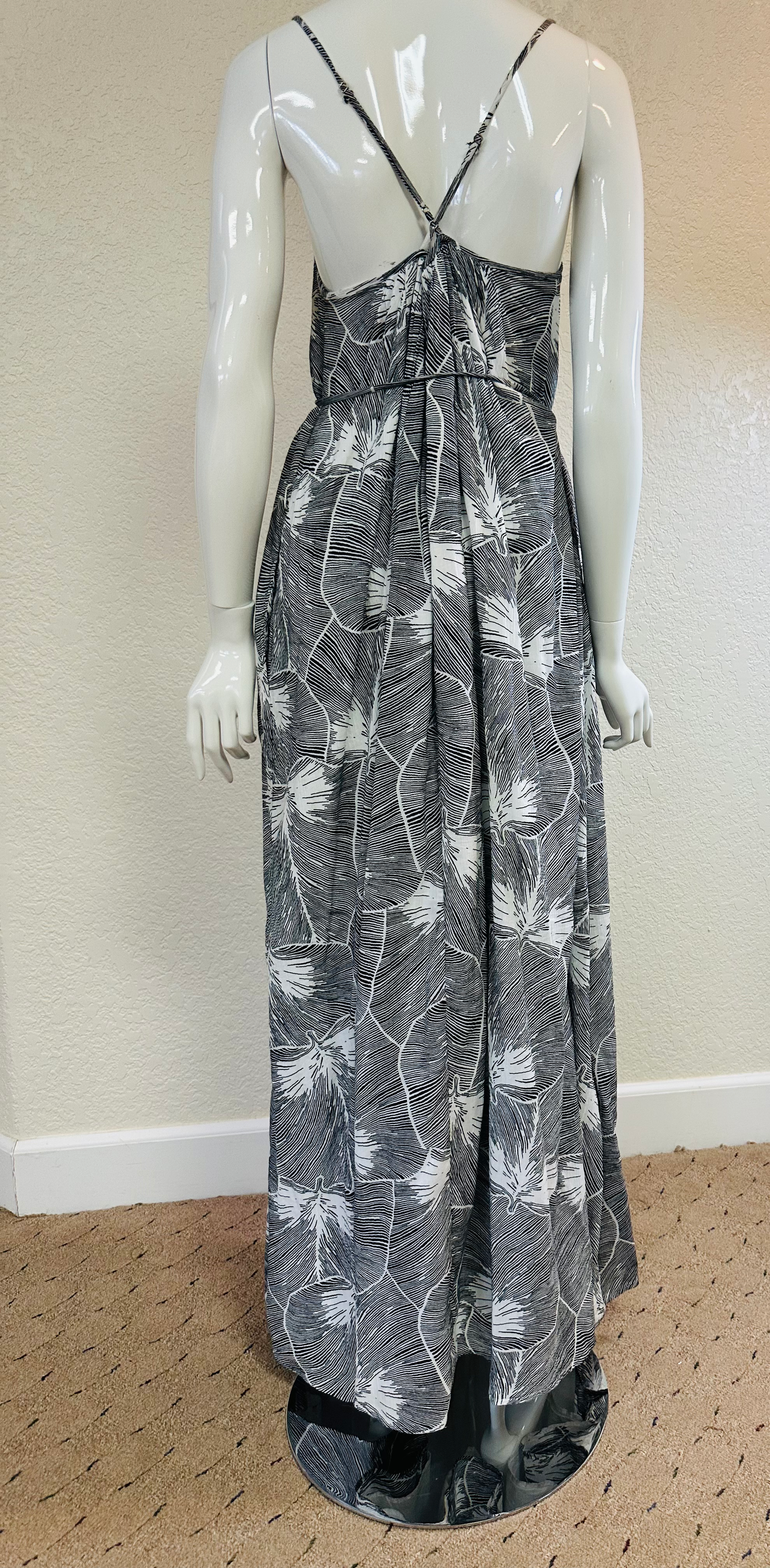 Black/White HalterMaxi Dress